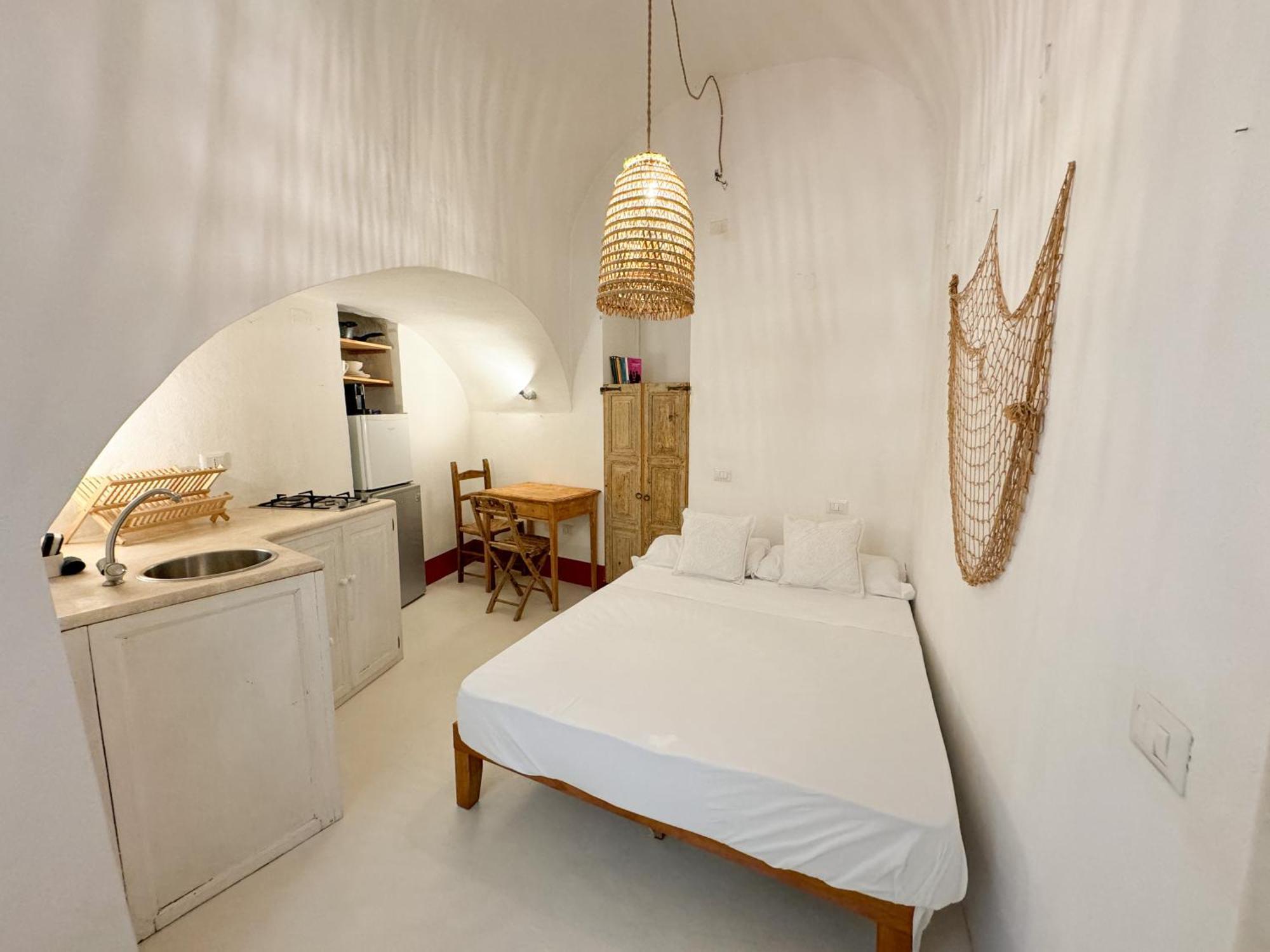 Апартаменты Kalma - Genovesi Mini House Кальяри Экстерьер фото